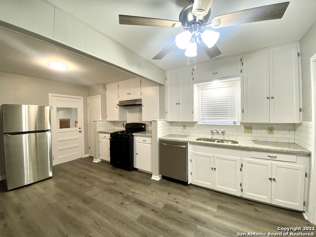 Image 3 of 36 For 178 Sweetbriar