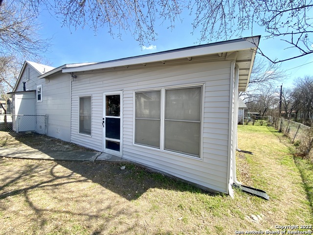 Image 32 of 36 For 178 Sweetbriar