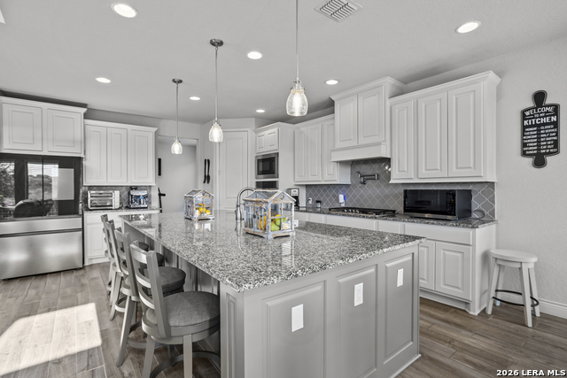 Image 12 of 50 For 5389 Hartley