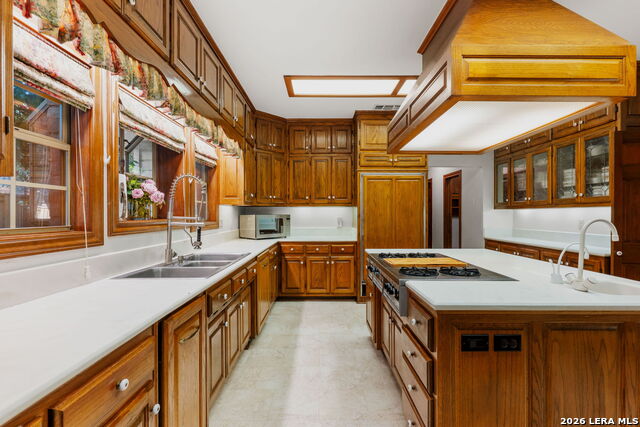 Image 17 of 69 For 9 Scarborough Square