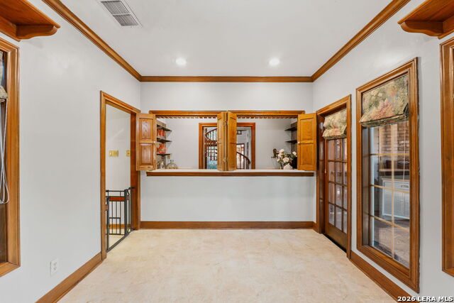 Image 21 of 69 For 9 Scarborough Square