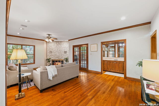 Image 27 of 69 For 9 Scarborough Square