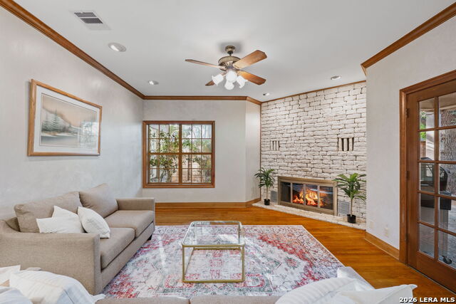 Image 29 of 69 For 9 Scarborough Square