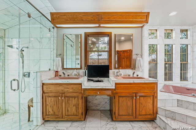 Image 38 of 69 For 9 Scarborough Square