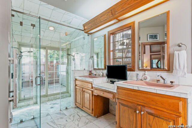 Image 39 of 69 For 9 Scarborough Square