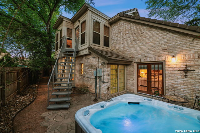 Image 40 of 69 For 9 Scarborough Square