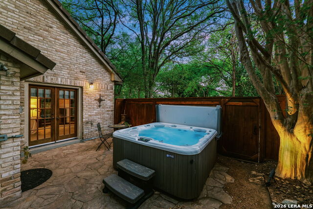 Image 41 of 69 For 9 Scarborough Square