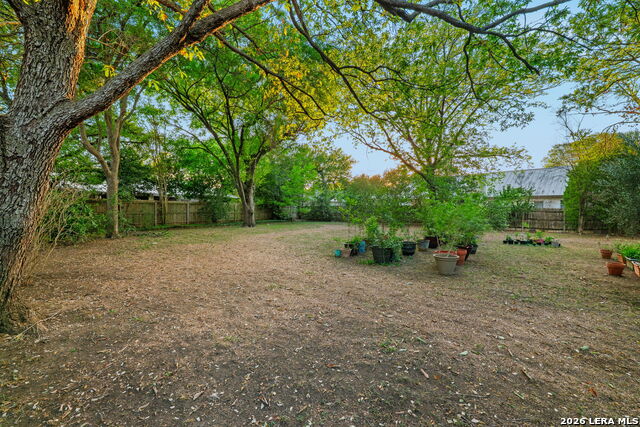 Image 57 of 69 For 9 Scarborough Square