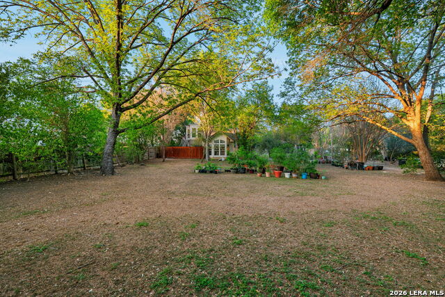 Image 58 of 69 For 9 Scarborough Square