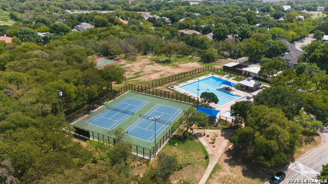 Image 62 of 69 For 9 Scarborough Square