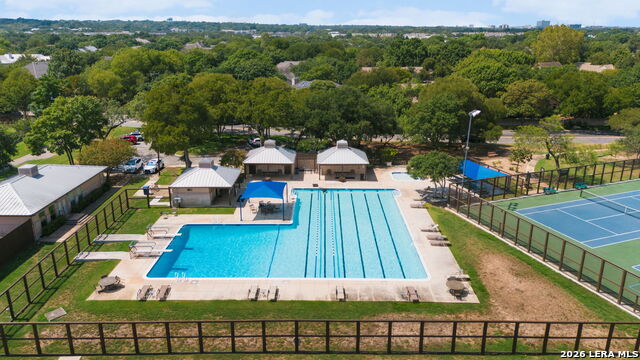 Image 63 of 69 For 9 Scarborough Square