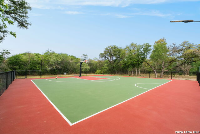 Image 65 of 69 For 9 Scarborough Square