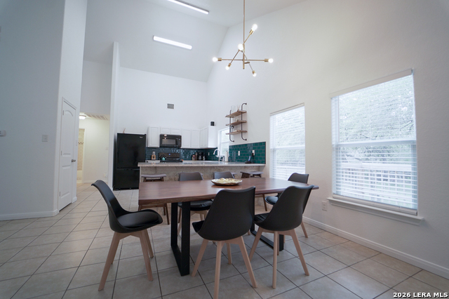 Image 6 of 31 For 685 Ridgerock Dr