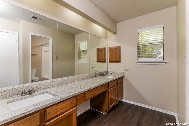 Image 7 of 13 For 7307 Park West