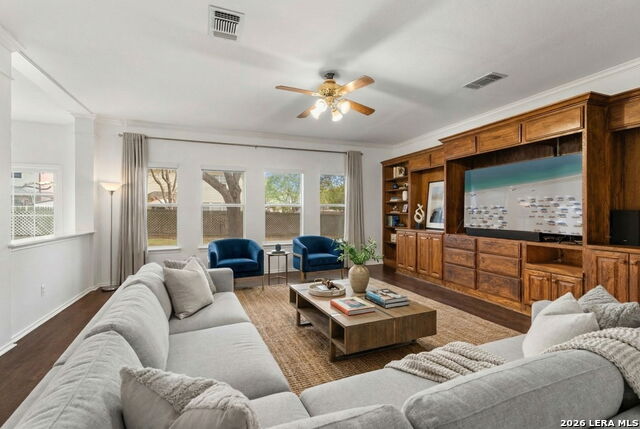 Image 10 of 50 For 6226 Stable Creek Dr