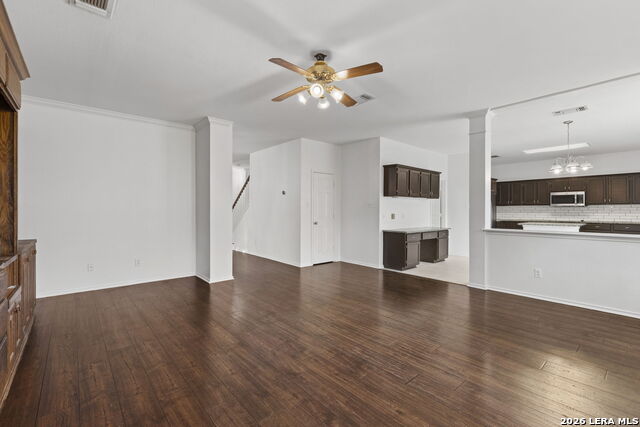 Image 15 of 50 For 6226 Stable Creek Dr