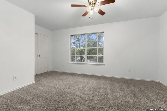 Image 31 of 50 For 6226 Stable Creek Dr