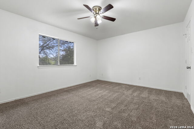 Image 32 of 50 For 6226 Stable Creek Dr