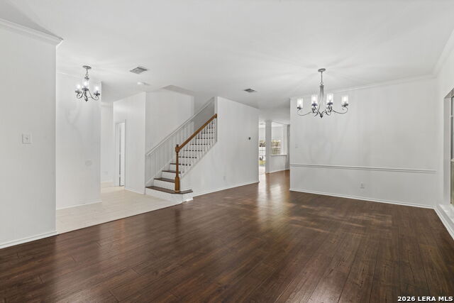 Image 4 of 50 For 6226 Stable Creek Dr