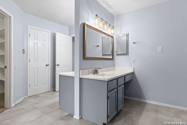 Image 41 of 50 For 6226 Stable Creek Dr