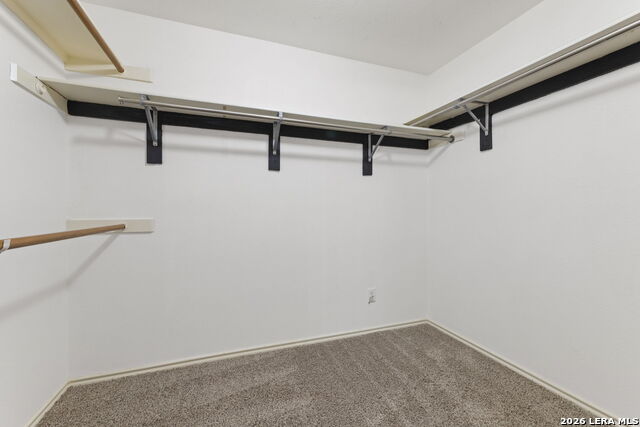 Image 43 of 50 For 6226 Stable Creek Dr