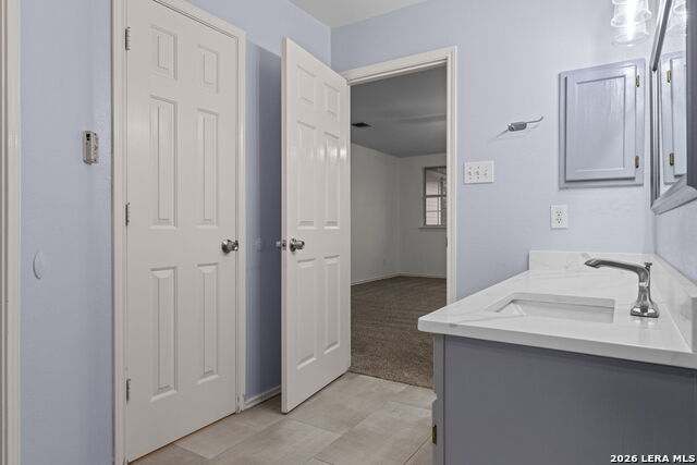 Image 44 of 50 For 6226 Stable Creek Dr