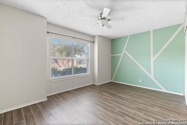 Image 14 of 27 For 6414 Maverick Oak