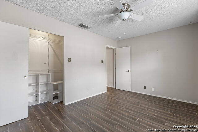 Image 15 of 27 For 6414 Maverick Oak