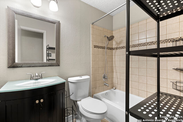 Image 20 of 27 For 6414 Maverick Oak