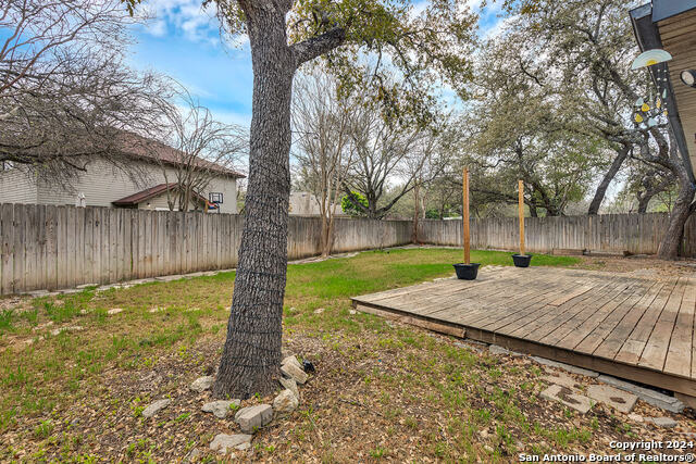 Image 27 of 27 For 6414 Maverick Oak