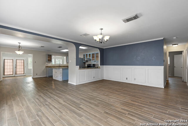 Image 7 of 27 For 6414 Maverick Oak