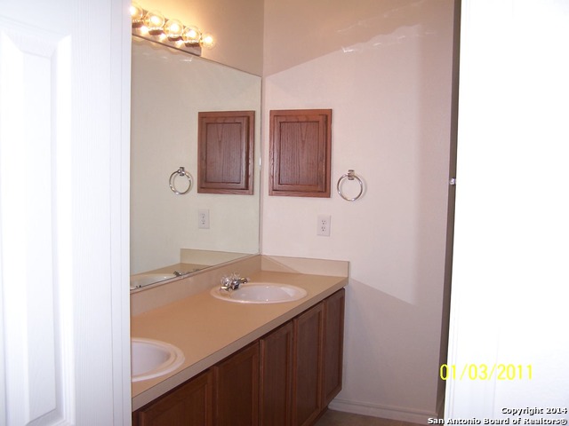 Image 13 of 24 For 15803 Borwick Ln