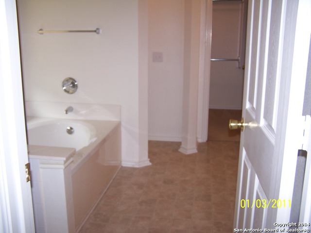 Image 15 of 24 For 15803 Borwick Ln