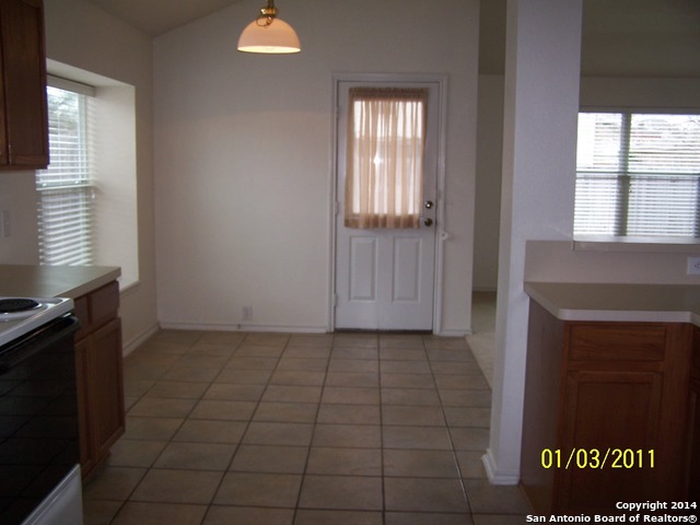 Image 7 of 24 For 15803 Borwick Ln