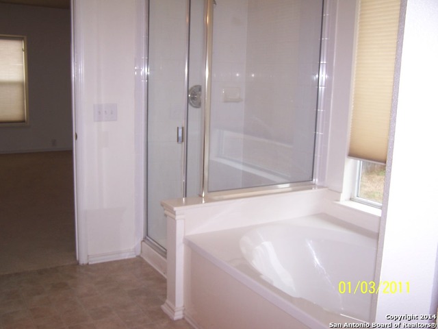 Image 8 of 24 For 15803 Borwick Ln