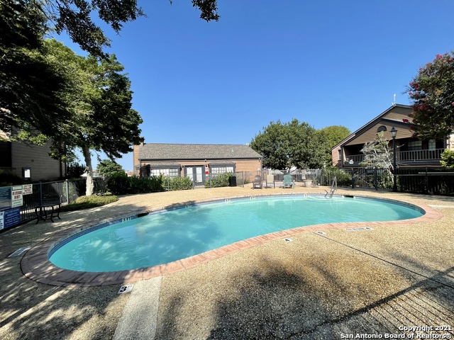 Image 13 of 13 For 4803 Hamilton Wolfe  312