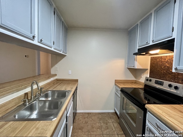 Image 6 of 13 For 4803 Hamilton Wolfe  312