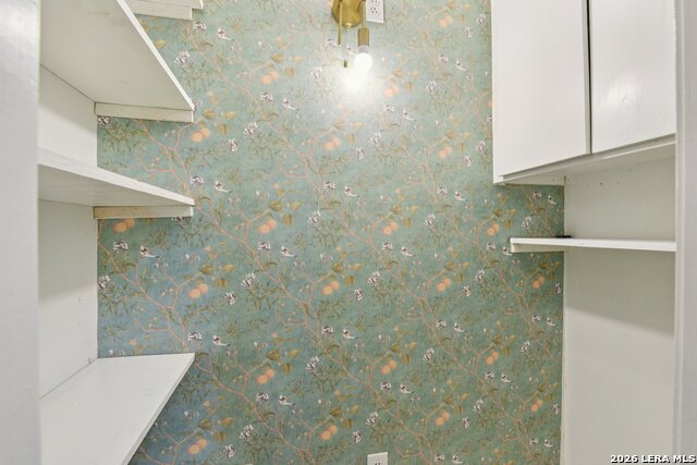 Image 17 of 40 For 9019 Old Sky Harbor