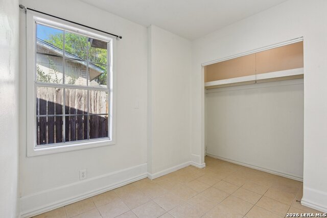 Image 28 of 40 For 9019 Old Sky Harbor