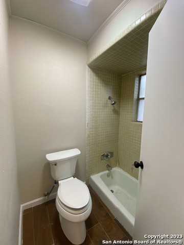 Image 17 of 32 For 11039 Whisper Valley St