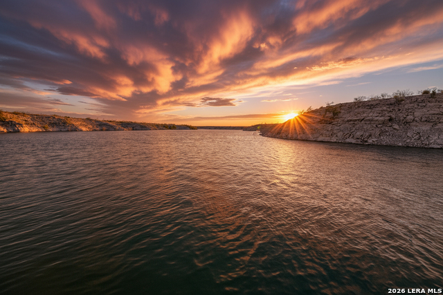 Listing photo id 3 for Tbd Salem Point Drive