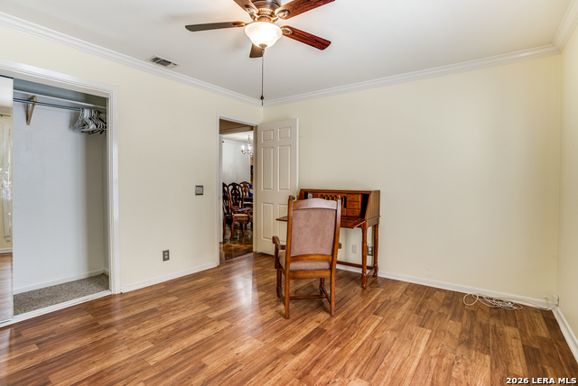 Image 12 of 25 For 5359 Fredericksburg  515