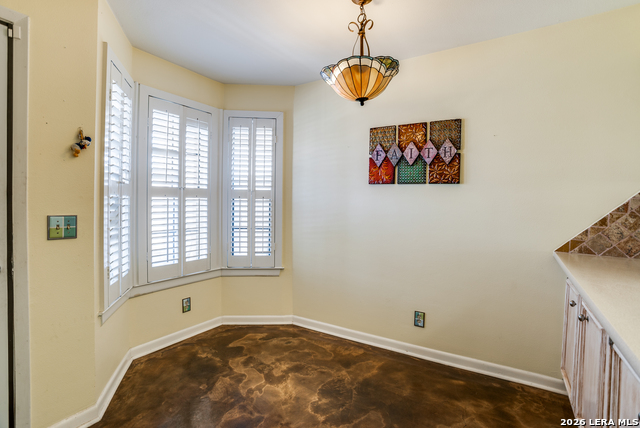 Image 14 of 25 For 5359 Fredericksburg  515