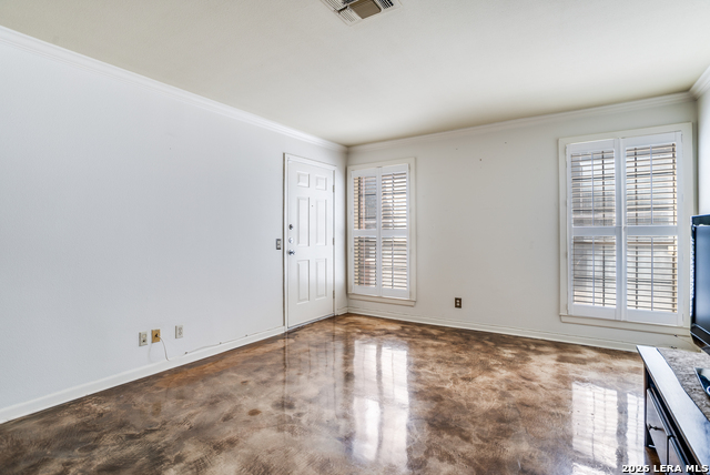 Image 15 of 25 For 5359 Fredericksburg  515