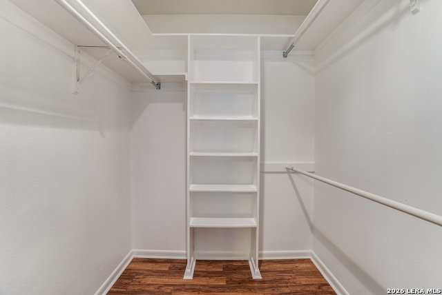 Image 22 of 25 For 5359 Fredericksburg  515