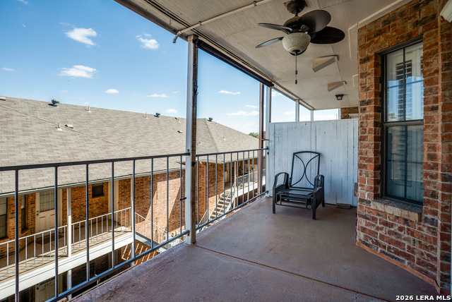 Image 24 of 25 For 5359 Fredericksburg  515