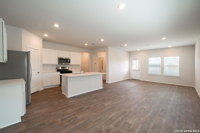 Image 5 of 23 For 398 American Robin