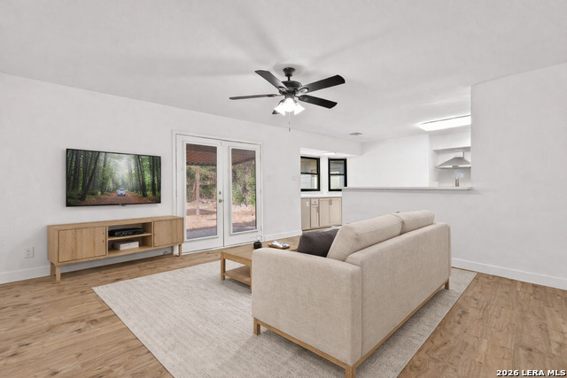 Image 4 of 22 For 9311 Contessa Dr