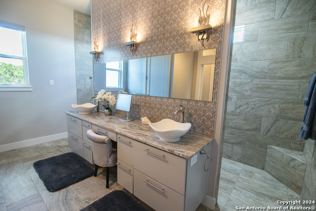 Listing photo id 18 for 1273 County Road 2801 E