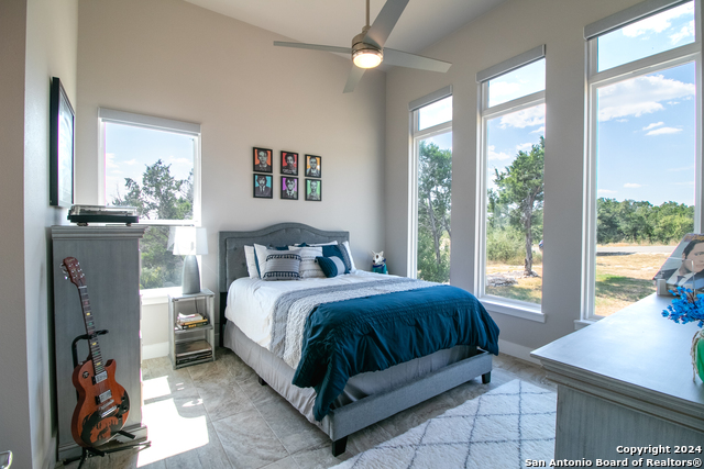 Listing photo id 25 for 1273 County Road 2801 E